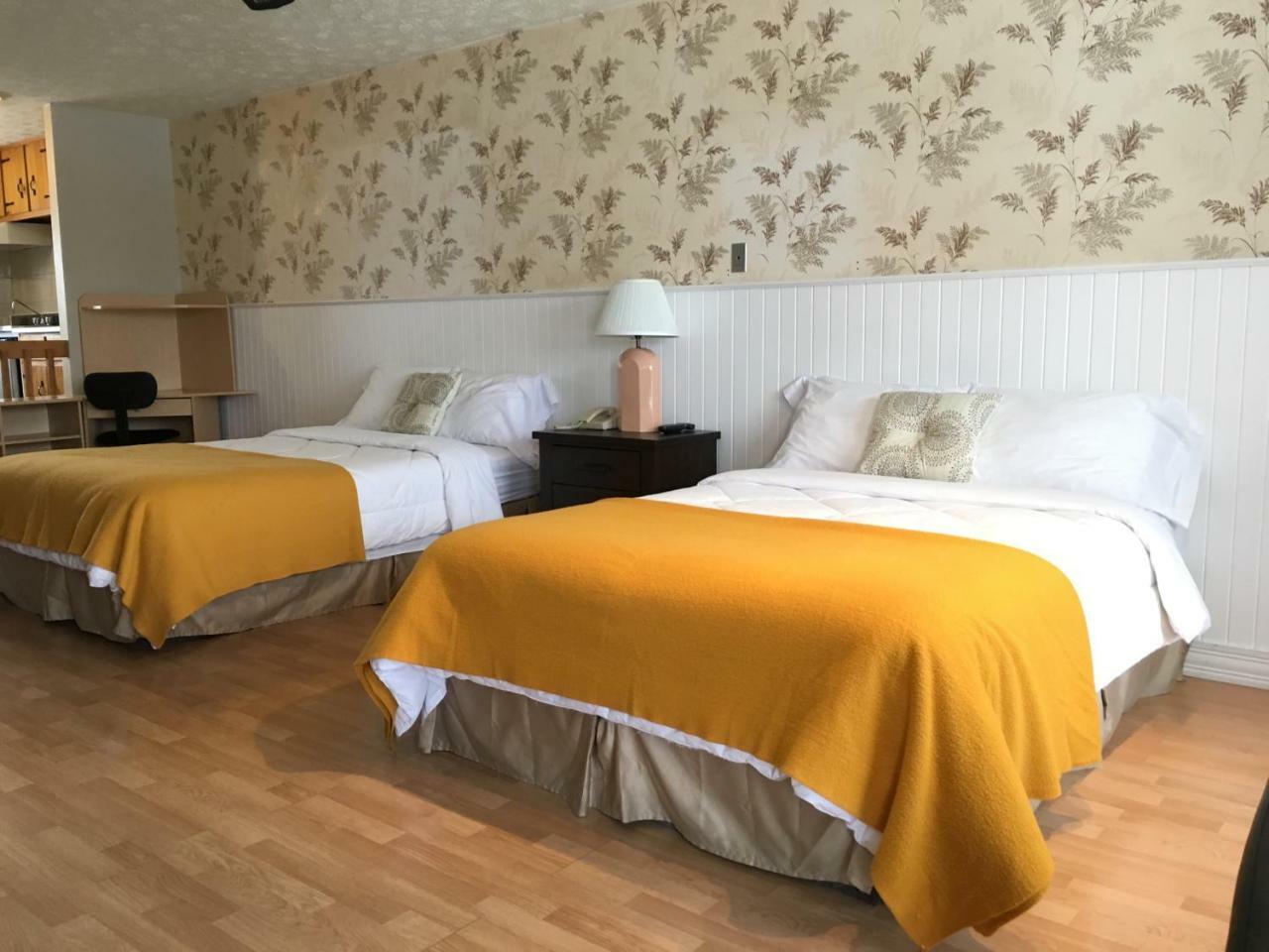 Motel le Sabre Sherbrooke Extérieur photo