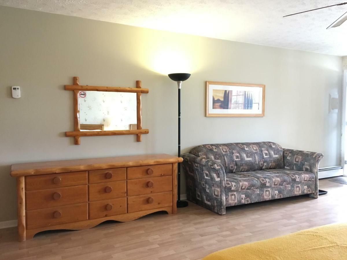 Motel le Sabre Sherbrooke Extérieur photo
